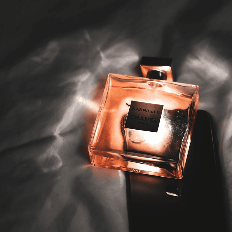 Women’s Perfume  – Floral Elegance