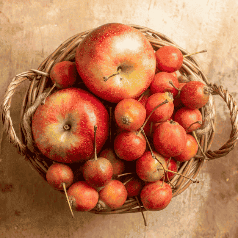 Fresh, Crisp Apples – Sweet, Juicy, and Refreshing