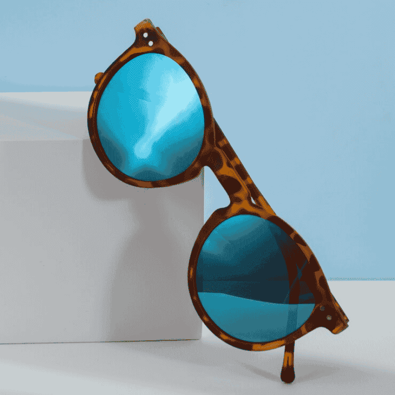Ray-Ban Classic Aviator Sunglasses with Iconic Style and Timeless Appeal